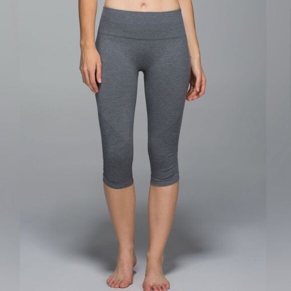 Lululemon In The Flow Crop Legging Heathered Gray - Picture 1 of 12